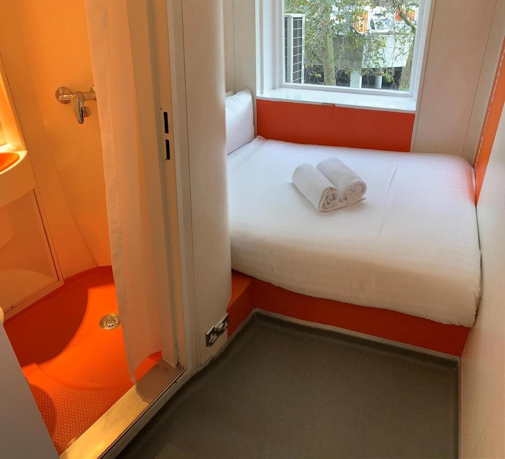 Easyhotel South Kensington Лондон Екстериор снимка