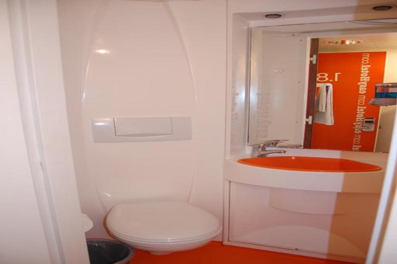 Easyhotel South Kensington Лондон Екстериор снимка