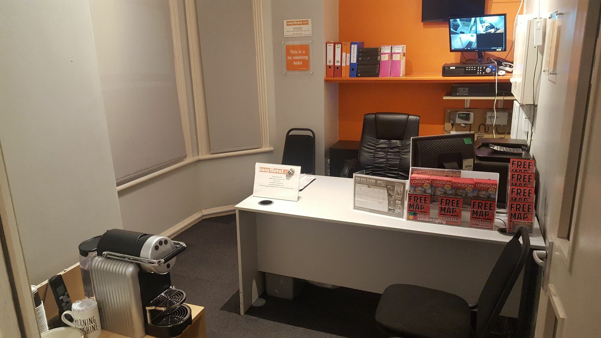 Easyhotel South Kensington Лондон Екстериор снимка