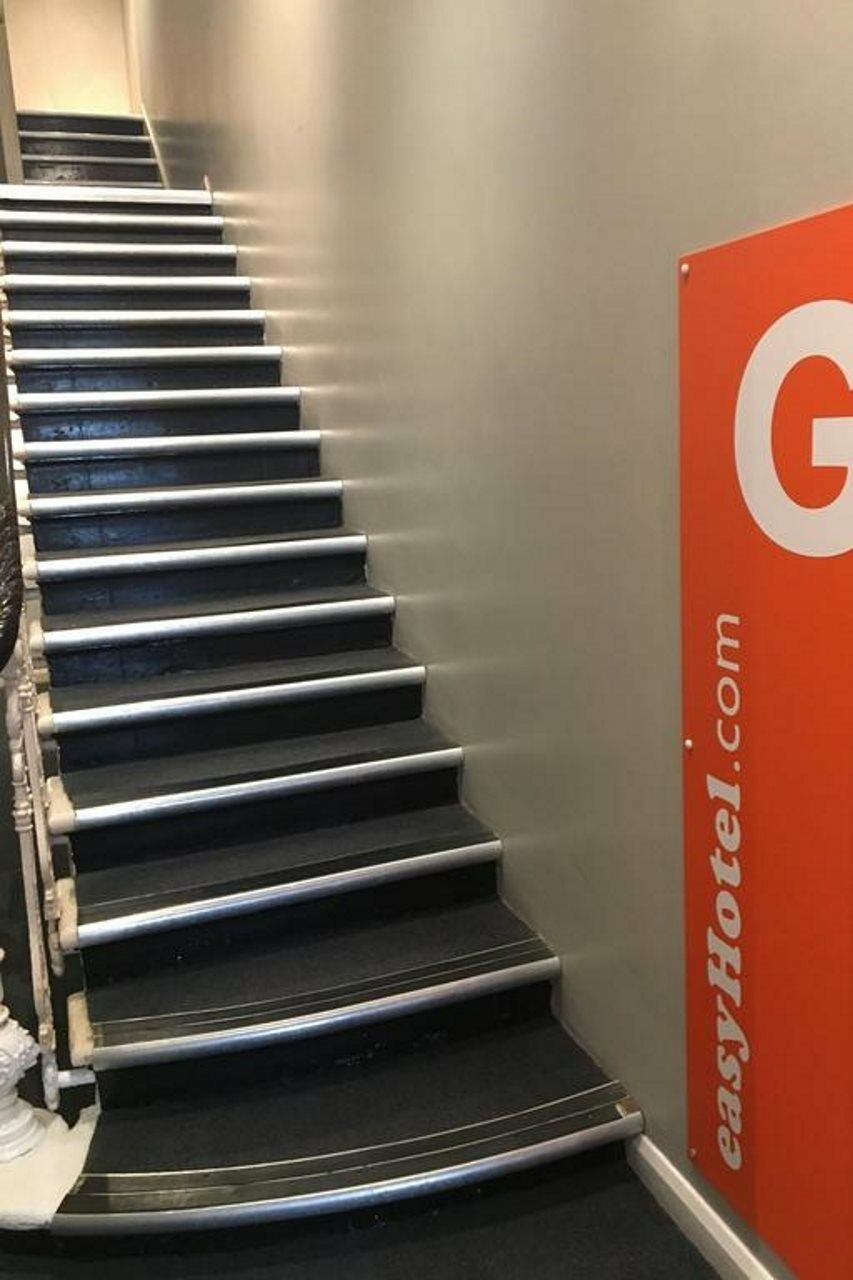 Easyhotel South Kensington Лондон Екстериор снимка
